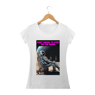 T-SHIRT FEMININA ASTRONAUTA