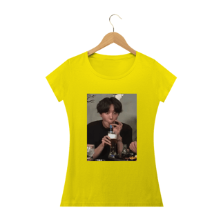 Nome do produto Camiseta Babylook - J-Hope de Canudinho - BTS