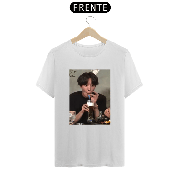 Camiseta Masculina - J-Hope de Canudinho - BTS