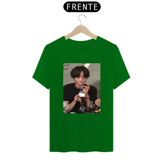Nome do produto Camiseta Masculina - J-Hope de Canudinho - BTS