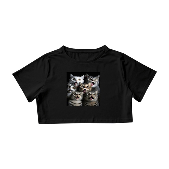 Camiseta Cropped Gatos Assustados