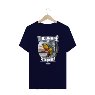 Nome do produto Camiseta Escura Plus Size - Tucunaré Açu