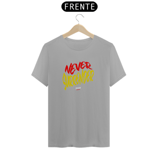 Nome do produto Camiseta Masculina NEVER SURRENDER