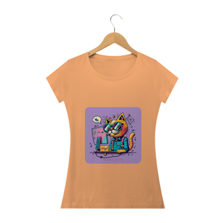 Nome do produto CAMISETA BABY LONG ESTONADA, CAT GEEK ON THE COMPUTER