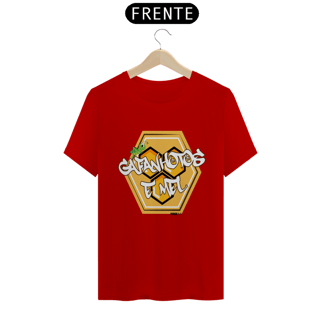 Nome do produto Tshirt Gafanhotos e  Mel: As vestes de João eram feitas de pêlos de camelo, ele trazia um cinto de couro e se alimentava de gafanhotos e mel silvestre