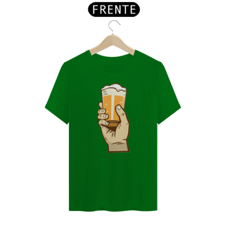 Nome do produto Segurando Copo de Cerveja