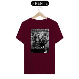 Nome do produto CAMISETA QUEBRADA - QUALITY
