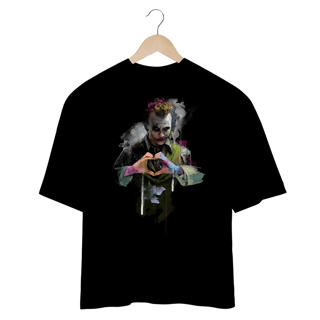 Nome do produto Camiseta Oversized - Coringa