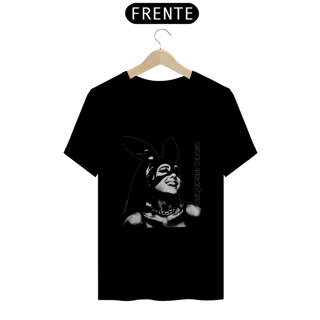 Nome do produto Camisa Dangerous Woman.