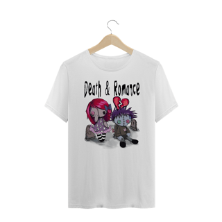 Camiseta Plus Size Branca 'DEATH & ROMANCE' 