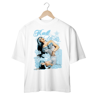 Nome do produto Camiseta Oversized 'KALI UCHIS'