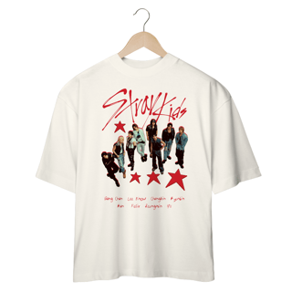 Nome do produto Camiseta Oversized 'STRAY KIDS (versão 1)'