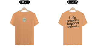 Nome do produto t-shirt estonada • beyond the walls