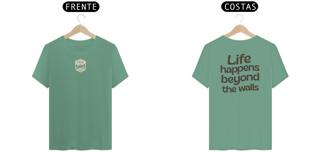 Nome do produto t-shirt estonada • beyond the walls