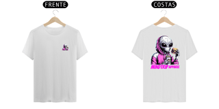 Nome do produto Camiseta Alien Lanchando (Mindtrip Apparel)