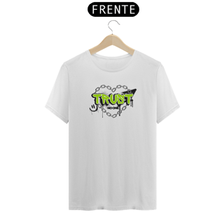 Nome do produto Camiseta trust no one