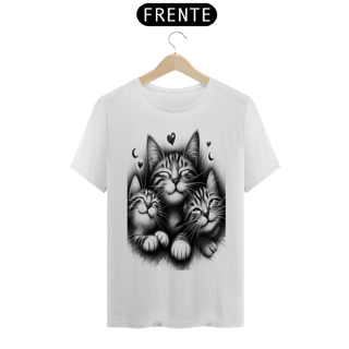 Nome do produto T- shirt Classic - 3 Gatinhos sorrindo