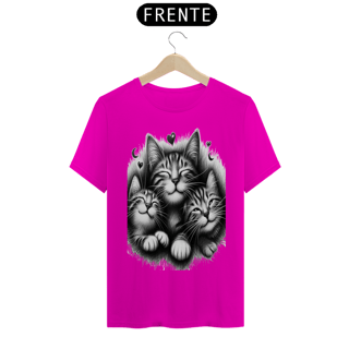 Nome do produto T- shirt Classic - 3 Gatinhos sorrindo