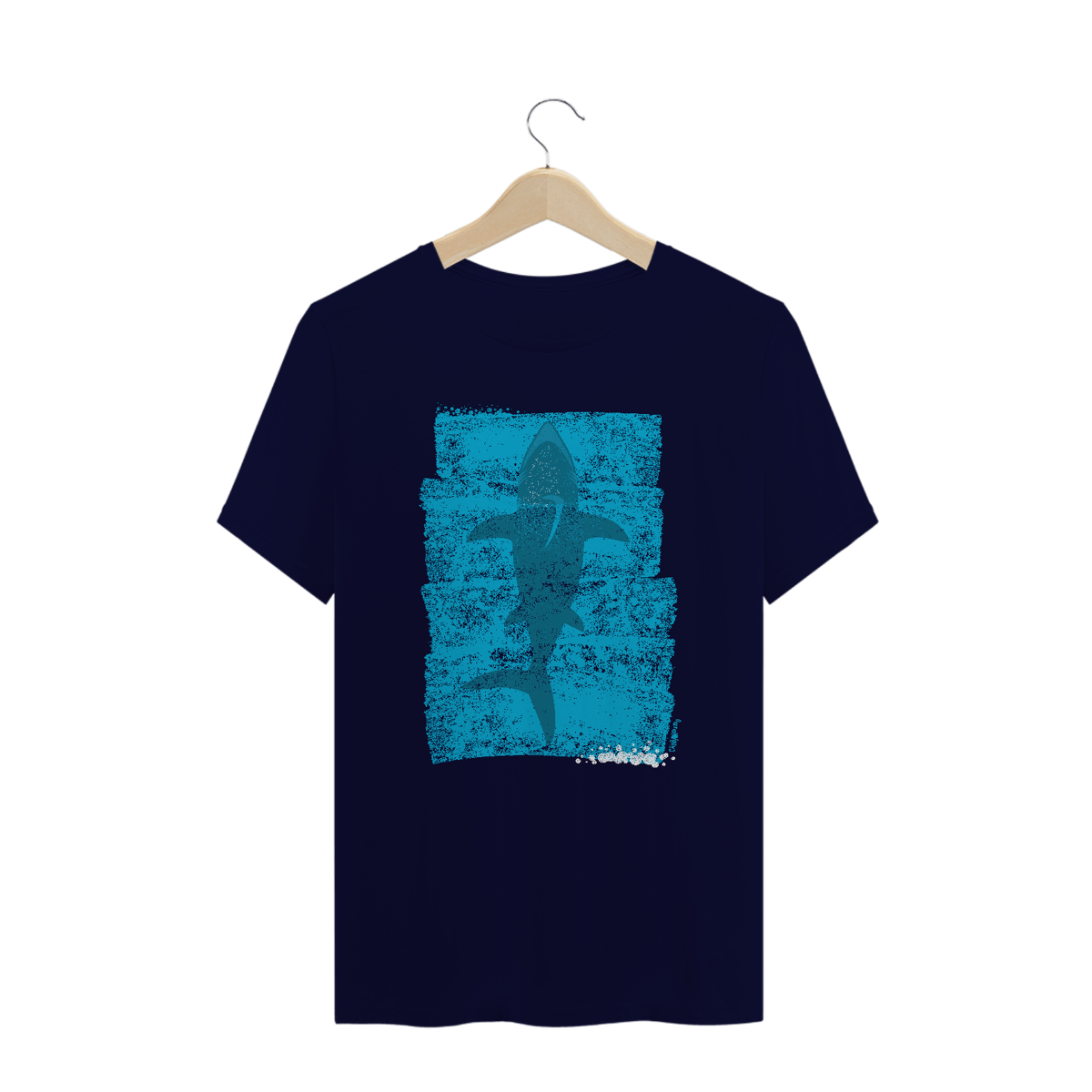 Nome do produto: Camiseta Plus Size Tubarão - Modelo 1
