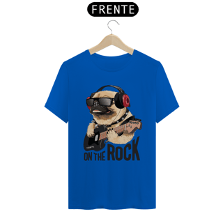 Camiseta Pug On The Rock