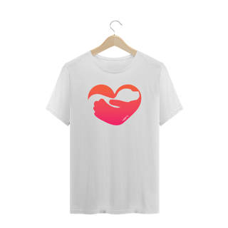 Nome do produto Camiseta Plus Size Cachorro Coração - Quem Ama Cuida