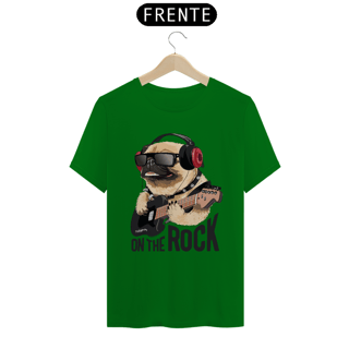 Nome do produto Camiseta Pug On The Rock