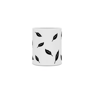 Nome do produto caneca com folhas ao seu redor 