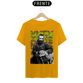 Nome do produto Camiseta Basic Padre Pio de Pietrelcina e a Ovelha