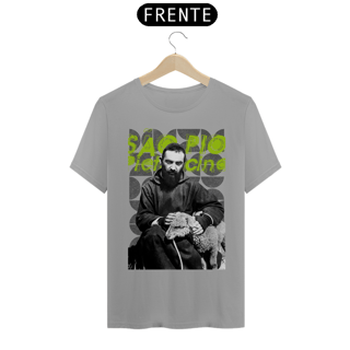 Nome do produto Camiseta Clássica Padre Pio de Pietrelcina e a Ovelha