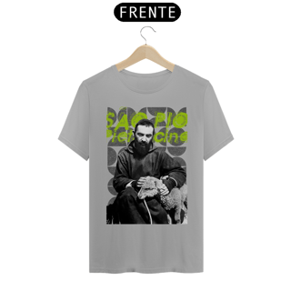 Nome do produto Camiseta Basic Padre Pio de Pietrelcina e a Ovelha