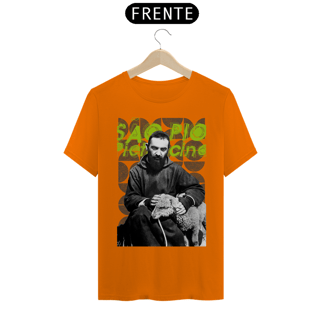 Nome do produto Camiseta Clássica Padre Pio de Pietrelcina e a Ovelha