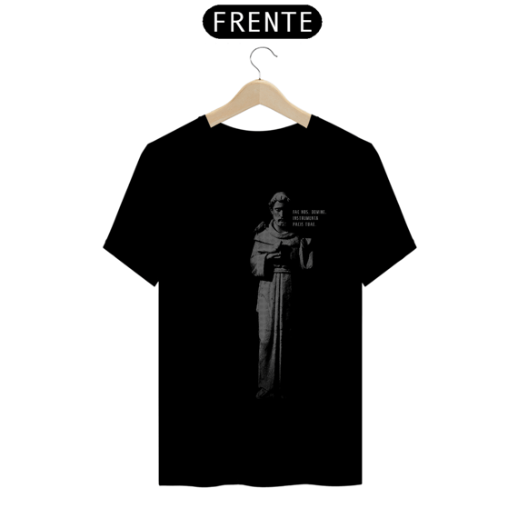 Camiseta Premium São Francisco de Assis Latim Fac Nos. Domine. Instrumenta Pacis Tuae