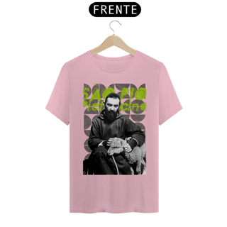Nome do produto Camiseta Basic Padre Pio de Pietrelcina e a Ovelha