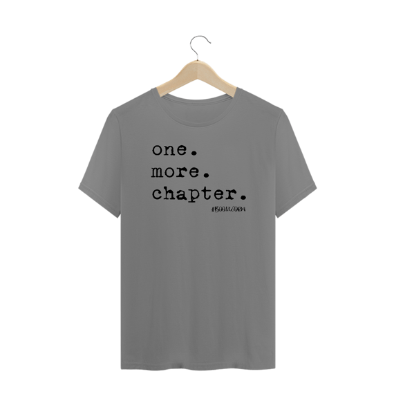 Camiseta Plus Size One More Chapter
