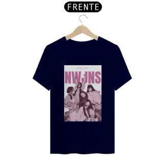 Nome do produto T-SHIRT NEW JEANS SQUAD PINK