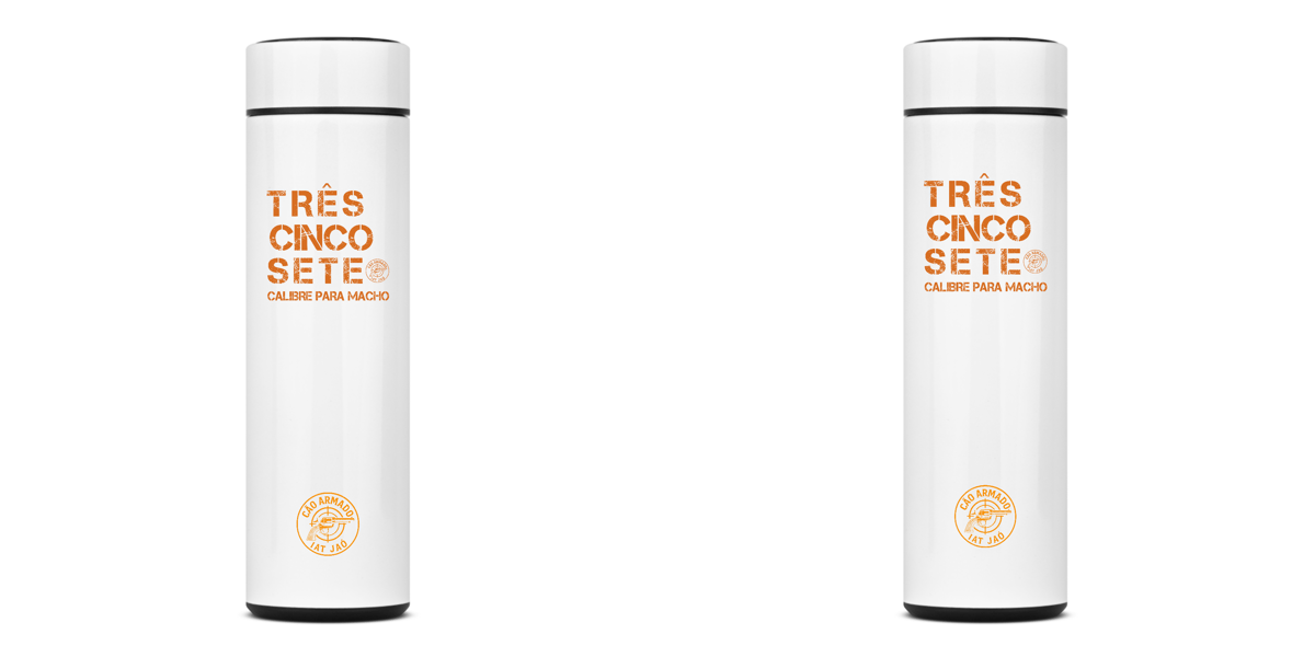 Nome do produto: Garrafa Térmica 357 Cão Armado