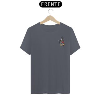 Nome do produtoCamiseta Your Memory Will Carry On - design no peito (unissex)