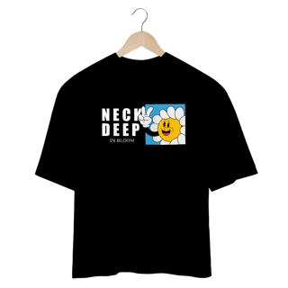 Nome do produtoCamiseta Oversized Neck Deep - In Bloom (white stamp)
