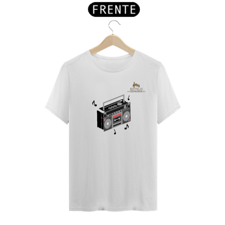 Nome do produtoCamiseta Premium Masculina Algodão Pima Estampada Musical Rádio Music - Estilo Sonoro