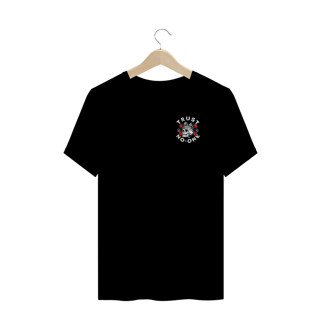 Nome do produto Camiseta Plus Size Vivax - Trust no One