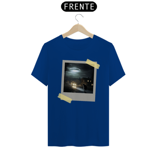 Nome do produto Camiseta - UFO Over City 2