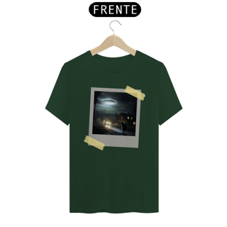 Nome do produto Camiseta - UFO Over City 2
