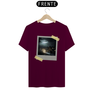 Nome do produto Camiseta - UFO Over City 2