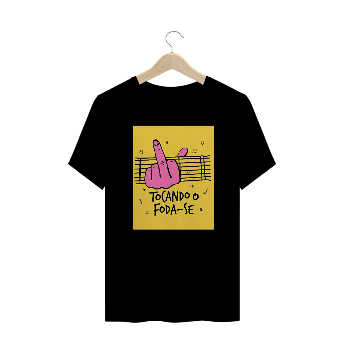 Nome do produto: Camisetas Plus Size Tocando O Foda-se
