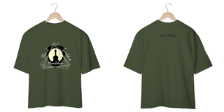 Nome do produto Camiseta Oversized Amor Venceu Tríade