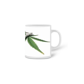 Nome do produto CANECA CANNABIS