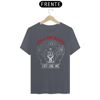 Nome do produto While She Sleeps - Básica