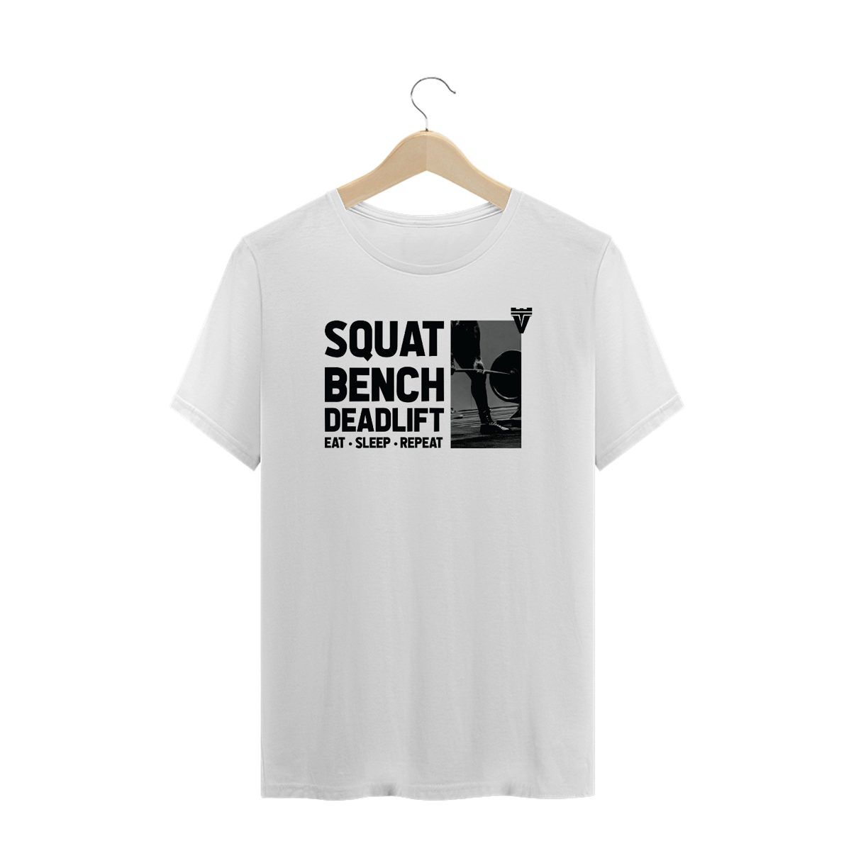 Nome do produto: CAMISETA PLUS SIZE SBD: Eat - Sleep - Repeat - BRANCA