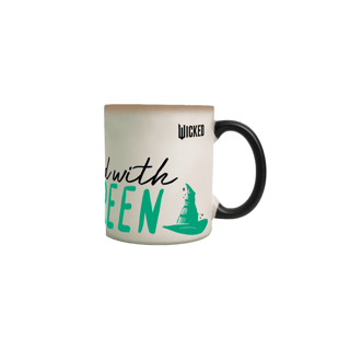 Nome do produtoCaneca Mágica - Pink Goes Good With Green