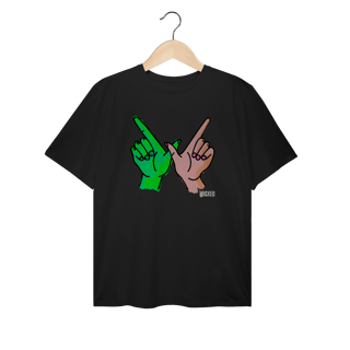 Camiseta Plus Size - Wicked W Hands